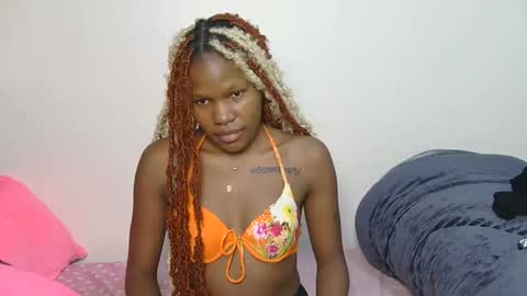 elllanna online show from November 2025 08:36:02 PM