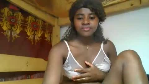 Ellodi online show from July 2026 11:00:01 PM