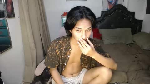 Snapshot of ellorrey chatting on October 2025 01:19:01 AM ELLORREY online show from October 2025 01:19:01 AM