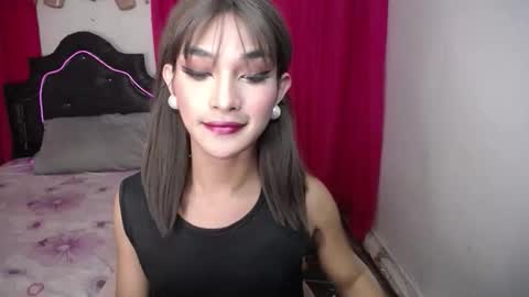 ELLORREY online show from February 2026 06:08:02 AM