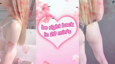 Snapshot of elly_ary chatting on December 2024 09:22:01 PM elly_ary online show from December 2024 09:22:01 PM