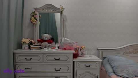 Snapshot of elly_cute_ chatting on December 2024 02:58:02 AM Elly Cute online show from December 2024 02:58:02 AM
