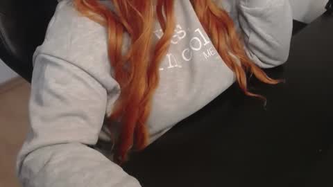 Elly online show from January 2026 01:49:01 PM