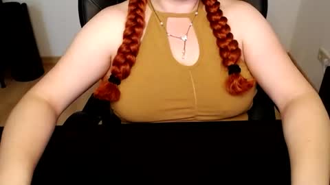 Elly online show from June 2026 06:46:01 AM