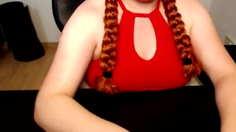 Elly online show from July 2026 07:29:02 PM