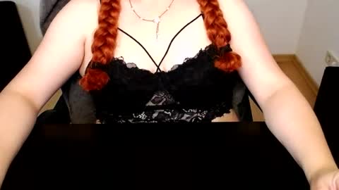 Elly online show from July 2026 06:52:02 AM