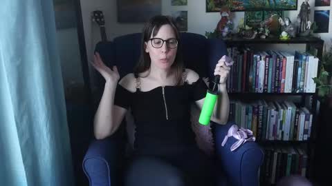 Elly Naomi online show from February 2025 10:15:02 PM