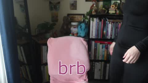 Elly Naomi online show from September 2025 04:29:02 PM