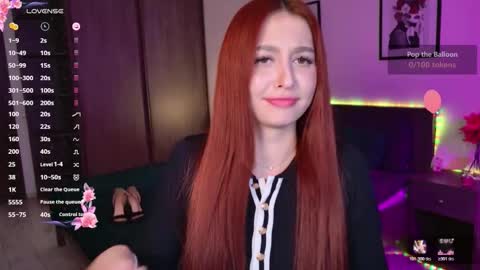 Snapshot of ellypeach chatting on November 2025 07:38:01 PM EllyPeach online show from November 2025 07:38:01 PM