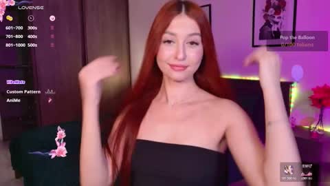 Snapshot of ellypeach chatting on December 2025 12:03:02 PM EllyPeach online show from December 2025 12:03:02 PM