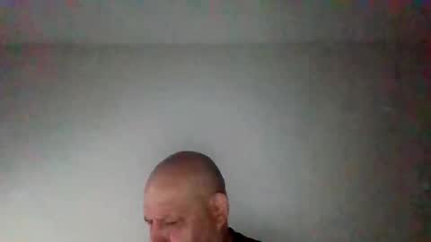 elmario24 online show from February 2026 08:45:01 AM