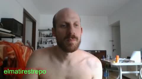 Snapshot of elmatirestrepo chatting on December 2024 09:39:02 PM Mati Restrepo online show from December 2024 09:39:02 PM