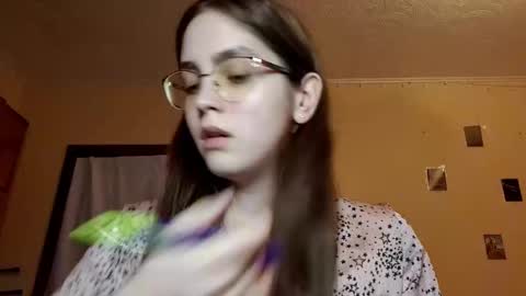 Kate online show from March 2026 10:07:02 AM