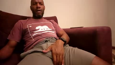 My name is Elmore. Please say hello I like to chat with you. If you have requests or dirty talk please use tip online show from February 2025 03:43:02 AM