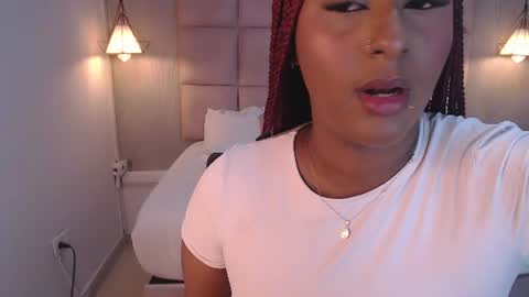 Elodi  online show from July 2026 10:56:01 PM