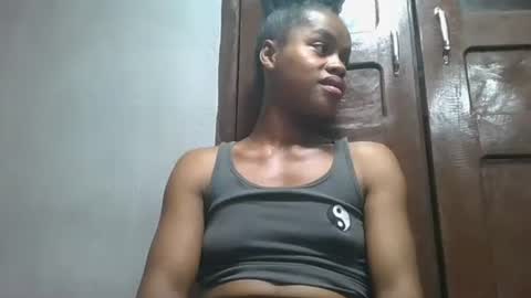 Snapshot of elodie228680 chatting on May 2026 04:31:01 AM elodie228680 online show from May 2026 04:31:01 AM