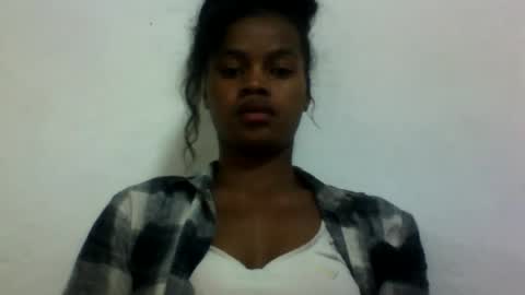 Snapshot of elodie228680 chatting on June 2026 05:11:02 PM elodie228680 online show from June 2026 05:11:02 PM