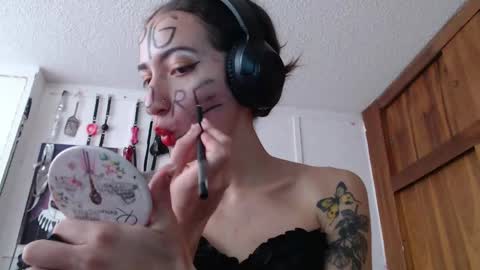 Chelsea  Please help me to reach 100 thumbs up online show from January 2025 09:55:02 PM