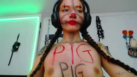 Chelsea  Please help me to reach 100 thumbs up online show from January 2025 11:43:01 PM