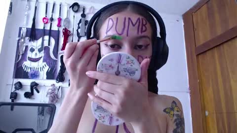 Chelsea  Please help me to reach 100 thumbs up online show from January 2025 09:50:01 PM