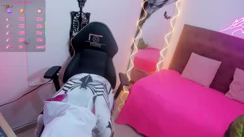 ELOISE  online show from October 2025 12:06:01 PM