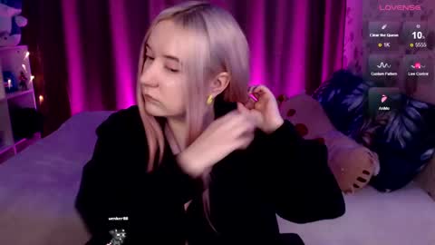 Ela give me a thumbs up if you like it  and this is important for the development of the account online show from December 2024 07:28:02 PM