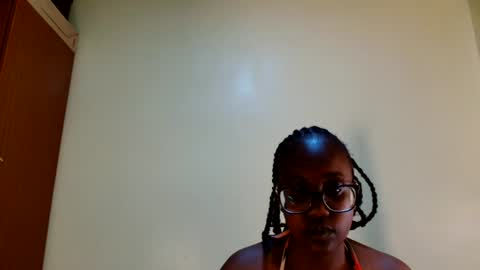 ELOWENA online show from July 2026 09:55:02 AM