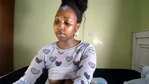 ELOWENA online show from July 2026 08:17:02 AM