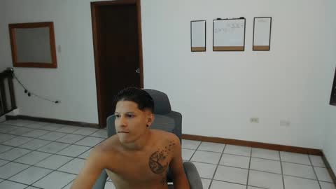 Snapshot of eloysamm chatting on November 2025 04:45:02 AM eloysamm online show from November 2025 04:45:02 AM
