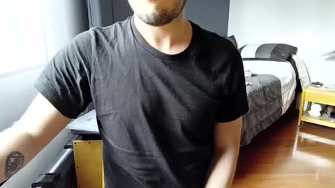 Snapshot of elriclust chatting on November 2025 07:19:02 PM elriclust online show from November 2025 07:19:02 PM