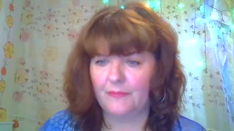 Snapshot of elsa_crystal chatting on July 2026 06:34:02 PM elsa_crystal online show from July 2026 06:34:02 PM