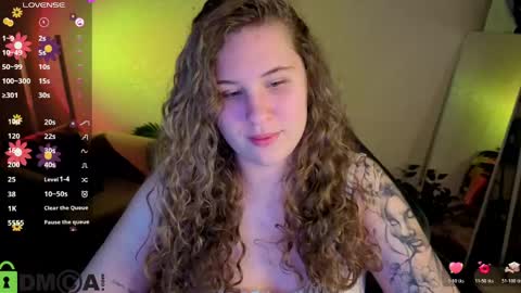 Snapshot of elsie_cutties chatting on April 2026 04:16:02 PM Elsie online show from April 2026 04:16:02 PM