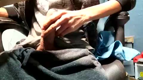 elvergg1 online show from December 2024 10:06:02 AM