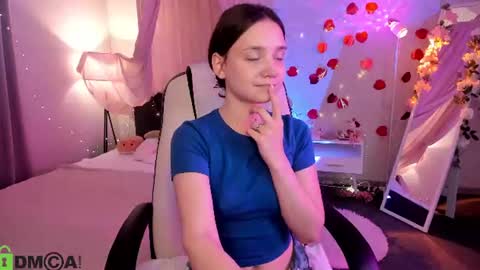 Elvienne online show from July 2026 03:09:01 AM