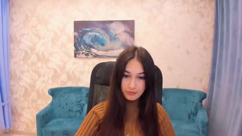 Elvira online show from March 2025 07:10:01 AM