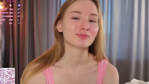 Snapshot of elvyrose chatting on June 2026 04:35:02 AM Alex online show from June 2026 04:35:02 AM