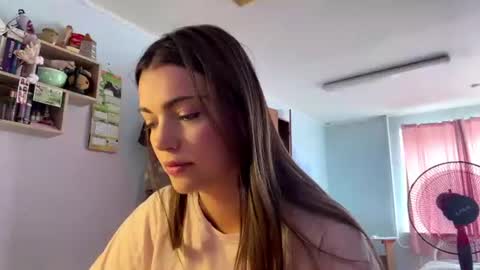 Milana online show from July 2026 10:19:01 AM