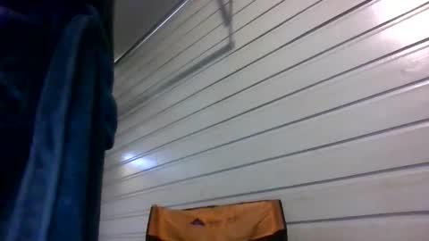 elwooood7 online show from April 2026 01:57:02 PM