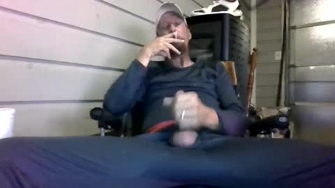 elwooood7 online show from May 2026 01:17:01 PM
