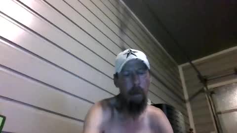 elwooood7 online show from June 2026 11:35:02 AM