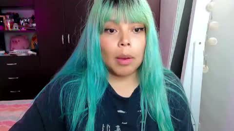 Snapshot of elymoon chatting on March 2025 12:31:01 AM Ely online show from March 2025 12:31:01 AM