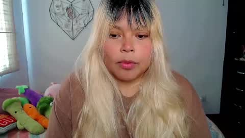 Snapshot of elymoon chatting on September 2025 03:56:02 PM Ely online show from September 2025 03:56:02 PM