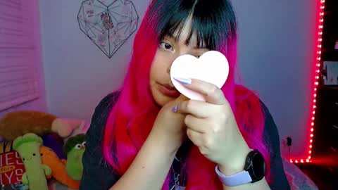 Snapshot of elymoon chatting on December 2025 10:51:03 PM Ely online show from December 2025 10:51:03 PM