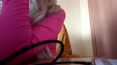 Elza Kom online show from September 2025 03:41:02 AM