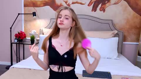 Snapshot of elza_hofffman chatting on January 2026 03:17:02 PM Chloyka online show from January 2026 03:17:02 PM