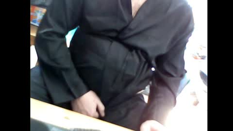 Em online show from April 2026 02:39:02 PM