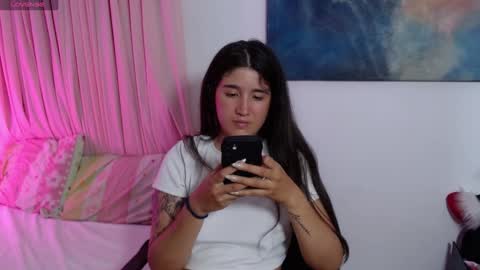 Snapshot of em_aa1 chatting on December 2024 08:36:01 PM A N D R E A online show from December 2024 08:36:01 PM