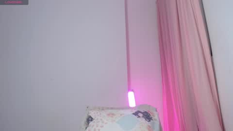 Snapshot of em_aa1 chatting on January 2025 12:54:02 AM A N D R E A online show from January 2025 12:54:02 AM