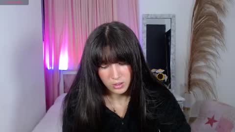 Snapshot of em_aa1 chatting on February 2025 01:48:02 AM A N D R E A online show from February 2025 01:48:02 AM