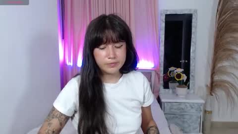 Snapshot of em_aa1 chatting on February 2025 10:48:02 AM A N D R E A online show from February 2025 10:48:02 AM